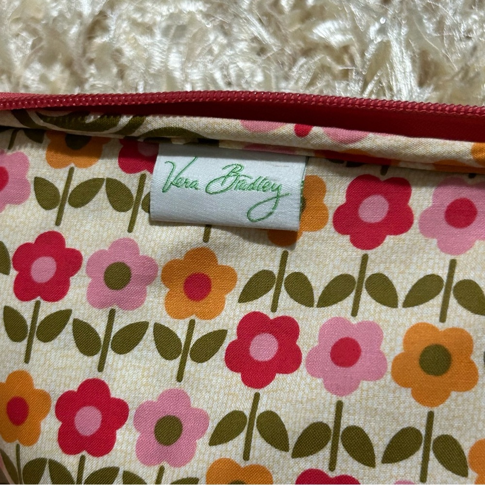 Vera Bradley | Laptop Case Flower Pattern - Picture 9 of 9